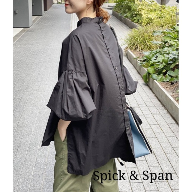 Spick & Span(スピックアンドスパン)の完売品 Spick & Span スタンドカラー ランタンスリーブ ブラウス レディースのトップス(シャツ/ブラウス(長袖/七分))の商品写真