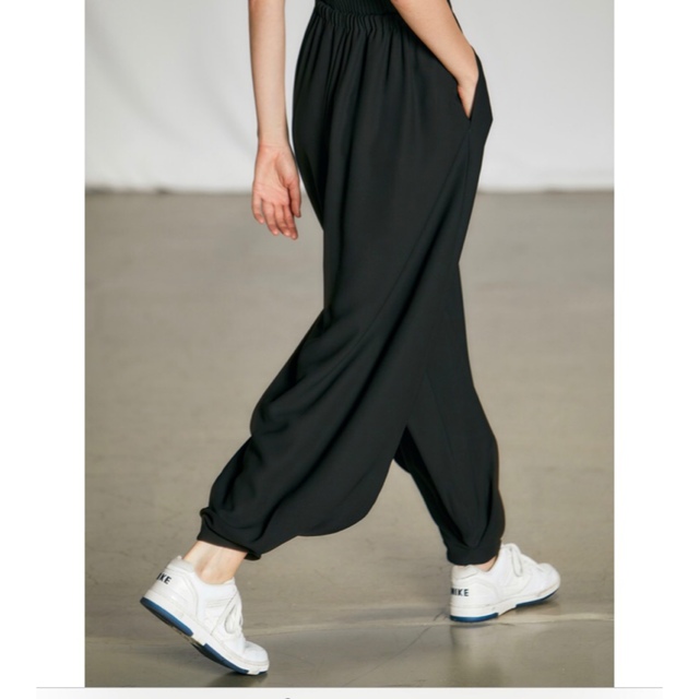 エンフォルド 完売 2022AW PEジョーゼットVASEパンツ | www