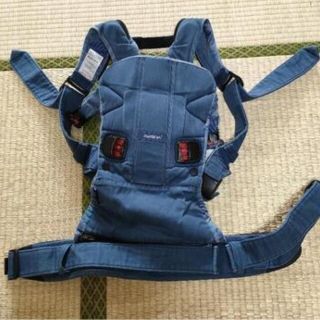 ベビービョルン(BABYBJORN)のベビービョルン　レア柄(外出用品)