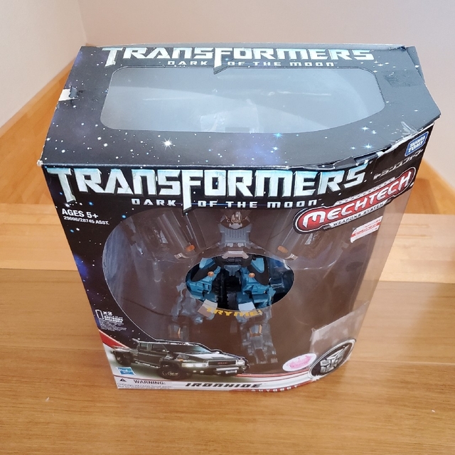 TRANSFORMERS　IRONHIDE