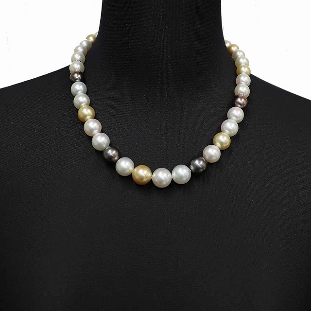 (美品)ミキモト MIKIMOTO マルチカラー パール ネックレス K18 WG × マルチカラーパール 糸交換済 8961 7