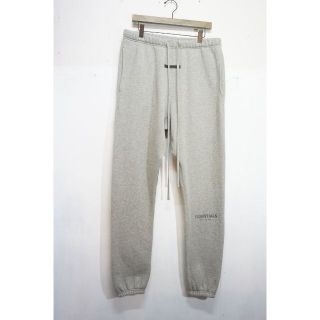 フィアオブゴッド(FEAR OF GOD)の正規 美品 FOG ESSENTIALS スウェット パンツ 514M▲(スラックス)