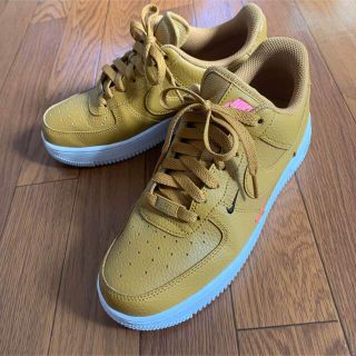 NIKE - ナイキ ウィメンズ エアフォース1 ロー '07 "エッセンシャル ウィート
