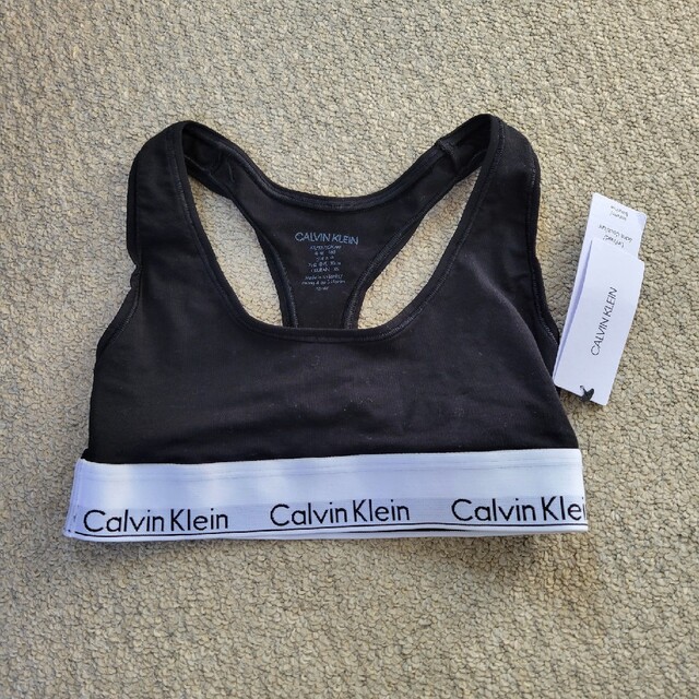 Calvin Klein(カルバンクライン)のカルバンクライン　スポブラ レディースの下着/アンダーウェア(ブラ)の商品写真