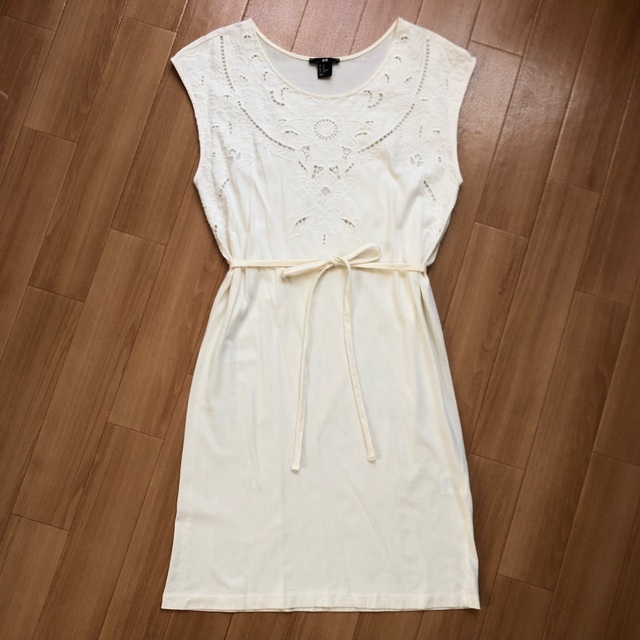 H&M 白コットンワンピース