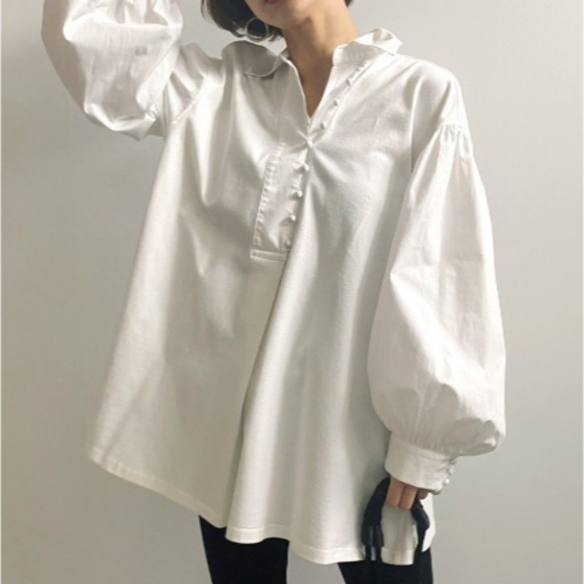 Ameri VINTAGE(アメリヴィンテージ)のAMERI PUFF SLEEVE COMBINATION TOP  レディースのトップス(シャツ/ブラウス(長袖/七分))の商品写真