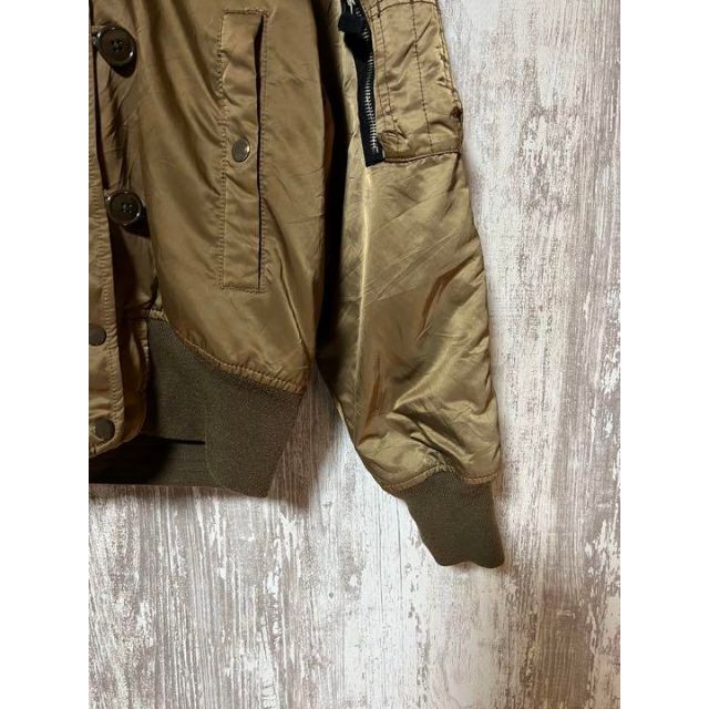 GAP(ギャップ)のギャップ　GAP ジャンパー　ブルゾン　N-2B 古着　ミリタリージャケット レディースのジャケット/アウター(ミリタリージャケット)の商品写真