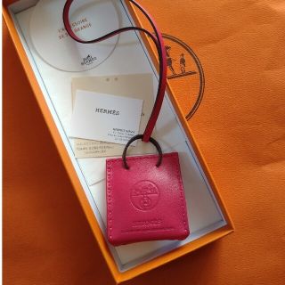 エルメス(Hermes)のHERMES　チャーム　サックオランジュ(チャーム)