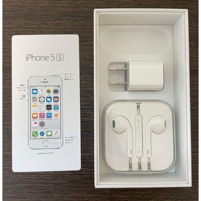 Apple(アップル)のiPhone5s純正イヤホン　充電アダプタ スマホ/家電/カメラのオーディオ機器(ヘッドフォン/イヤフォン)の商品写真