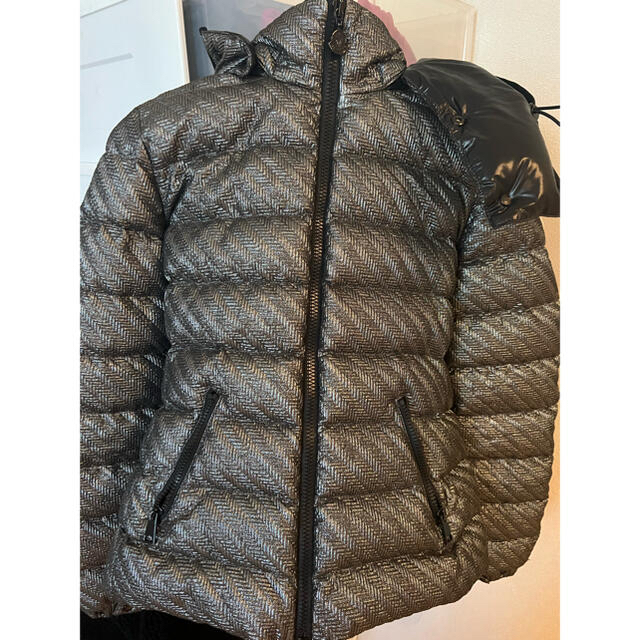 MONCLER(モンクレール)のmocler  レディースのジャケット/アウター(ダウンジャケット)の商品写真