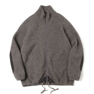 マーカ(marka)のmarka zip up cardigan  wool pile sheep(ニット/セーター)