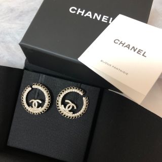 新品　CHANEL ピアス　2022/23 AWプレコレクション