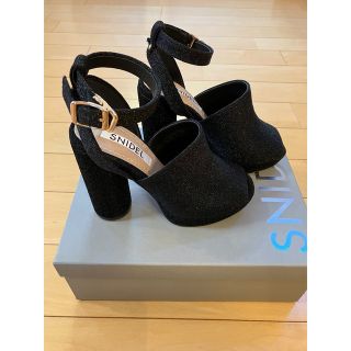 スナイデル snidel ストラップ サンダル 黒 パンプス チャンキーヒール