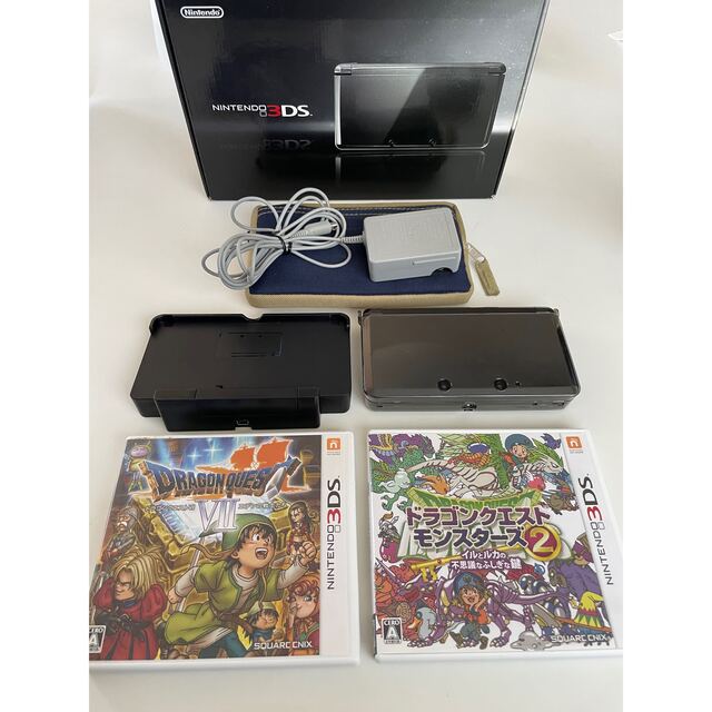 ニンテンドー3DS(ニンテンドー3DS)のNINTENDO 3DS★コスモブラック★美品★ソフトセット エンタメ/ホビーのゲームソフト/ゲーム機本体(携帯用ゲーム機本体)の商品写真