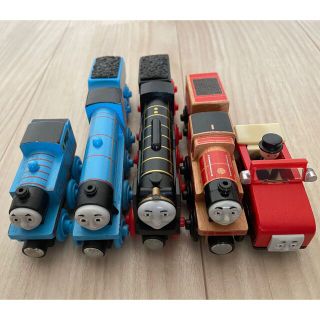 ブリオ(BRIO)の木製トーマス　ゴードン　ヒロ　ジェームス　ウィンストン(電車のおもちゃ/車)