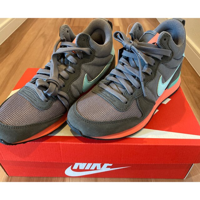 NIKE NIKE ナイキ スニーカー 23センチ 新品未使用 タグ付きの通販 by mogu's shop|ナイキならラクマ
