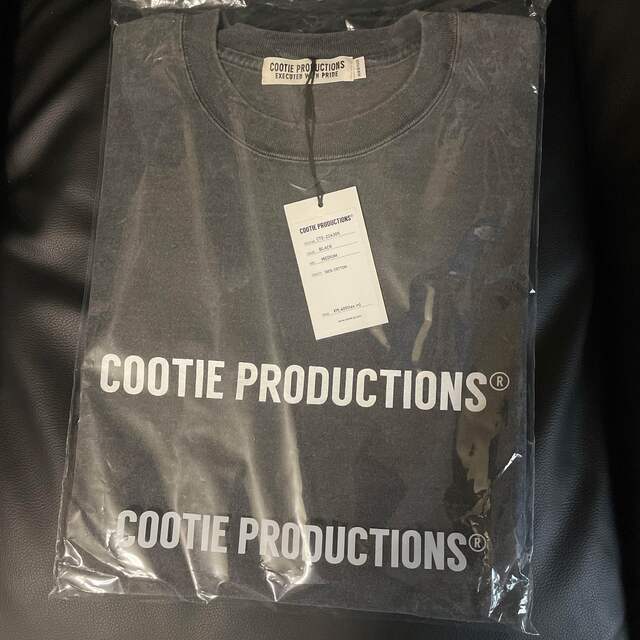 COOTIE(クーティー)の未開封新品 COOTIE Pigment Dyed L/S Tee クーティー メンズのトップス(Tシャツ/カットソー(七分/長袖))の商品写真