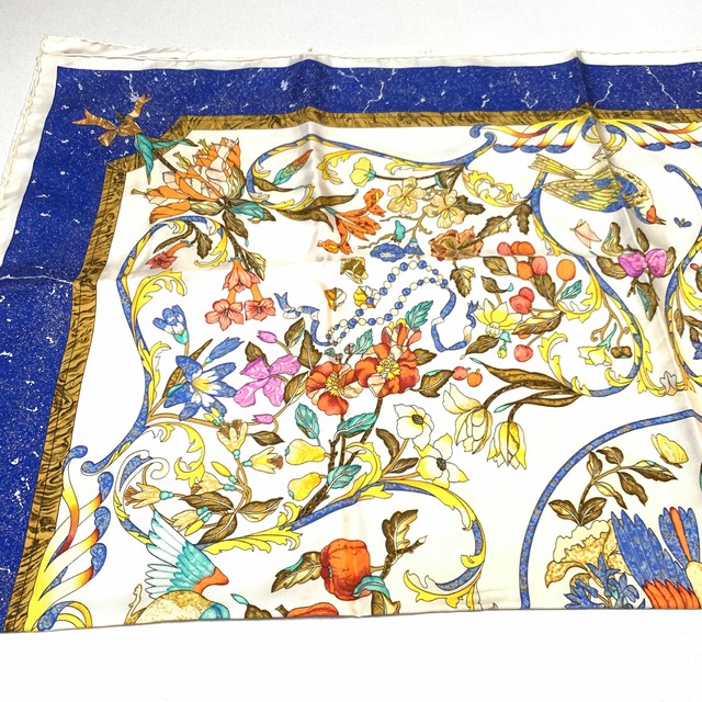 ☆即購入OK☆HERMES カレ90 鳥柄 大判スカーフ(ブルー) 【全商品