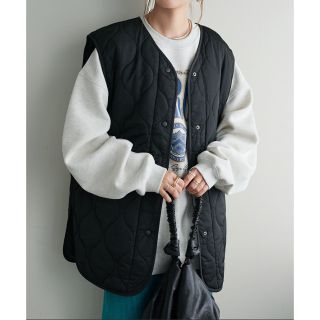 Discoat - 新品タグ付き!Discoat キルトライトベスト ブラック