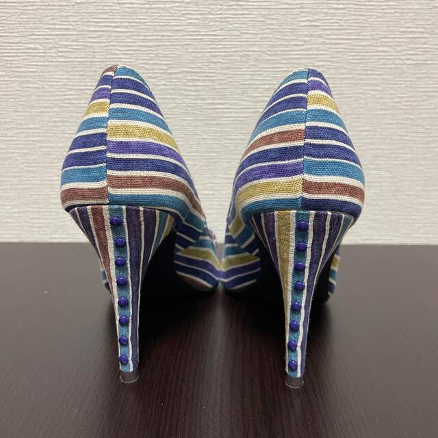 TSURU by Mariko Oikawa(ツルバイマリコオイカワ)のツルバイマリコオイカワ　ストライプ パンプス レディースの靴/シューズ(ハイヒール/パンプス)の商品写真