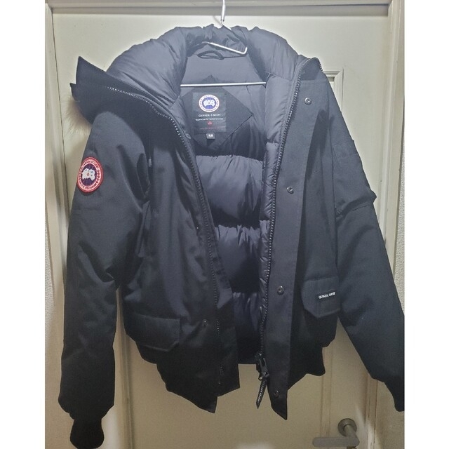 CANADA GOOSE(カナダグース)の美品★　カナダグースチリワックボンバー　BLACK　M メンズのジャケット/アウター(ダウンジャケット)の商品写真