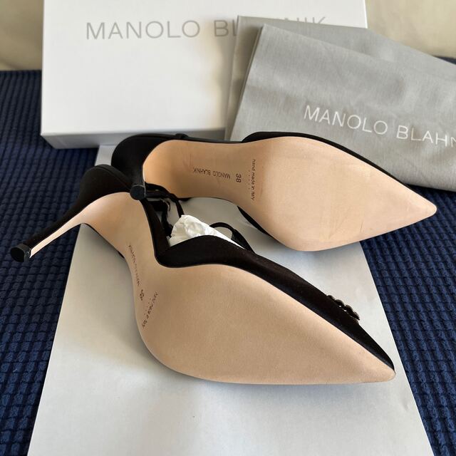 MANOLO BLAHNIK(マノロブラニク)の新品　希少　マノロブラニク　JAMALA サンダル　パンプス　ミュール　ハンギシ レディースの靴/シューズ(ハイヒール/パンプス)の商品写真