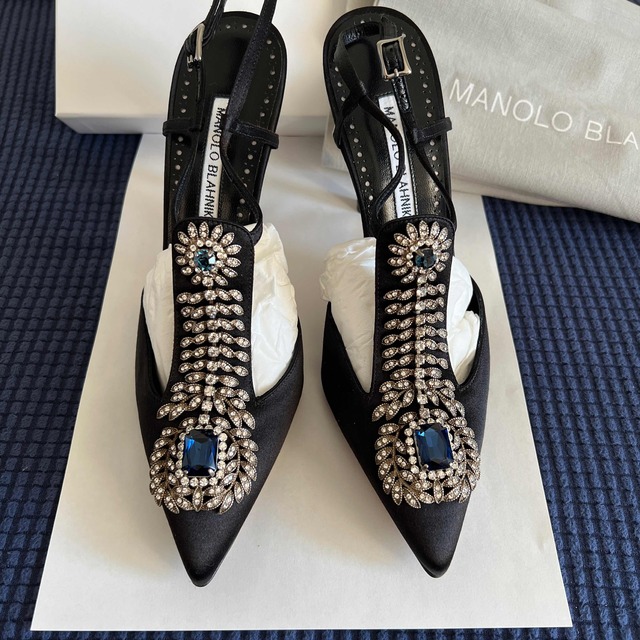 MANOLO BLAHNIK(マノロブラニク)の新品　希少　マノロブラニク　JAMALA サンダル　パンプス　ミュール　ハンギシ レディースの靴/シューズ(ハイヒール/パンプス)の商品写真