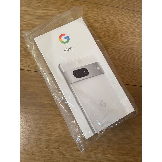 Google Pixel(グーグルピクセル)のGoogle Pixel 7 128GB Snow（白）128GB 新品未開封 スマホ/家電/カメラのスマートフォン/携帯電話(スマートフォン本体)の商品写真