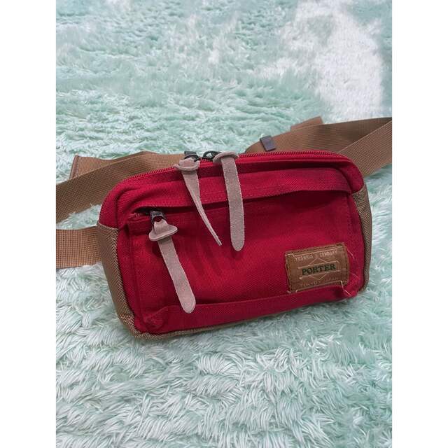 PORTER(ポーター)のポーター  ウエストバッグ　赤　PORTER メンズのバッグ(ウエストポーチ)の商品写真