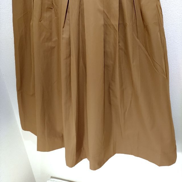 未使用 Lugnoncure ギャザーフレア コットン スカート ブラウン M レディースのスカート(ひざ丈スカート)の商品写真