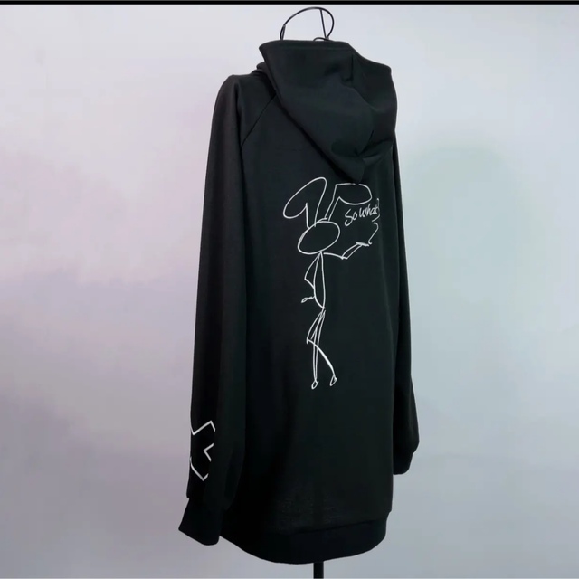 NieR ロングパーカー 黒 BLACK PULLOVER PARKA レディースのトップス(パーカー)の商品写真