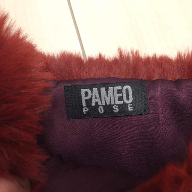 PAMEO POSE(パメオポーズ)の最終値下げ！(送料込)PAMEOPOSE パメオポーズ マフラー レディースのファッション小物(ネックウォーマー)の商品写真