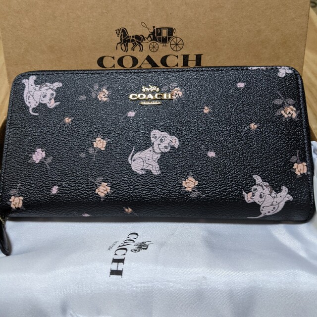 COACH 長財布 ディズニーコラボ 101匹わんちゃん COACH 長財布 ディズニーコラボ 101匹わんちゃん