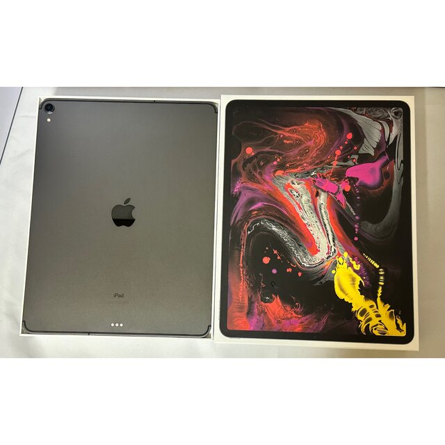 iPad Pro 12.9インチ(第三世代)64GB スペースグレイ セルラー