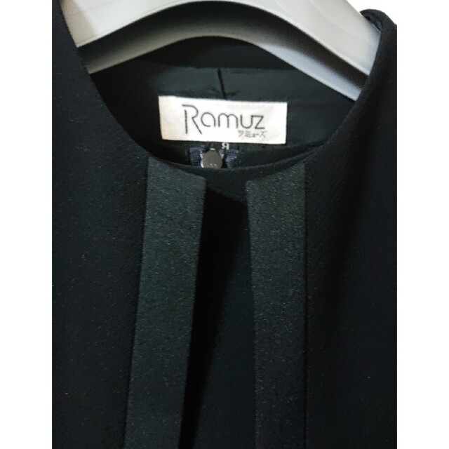 東京ソワール ラミューズ  フォーマルウェア 喪服   1回着用 レディースのフォーマル/ドレス(礼服/喪服)の商品写真