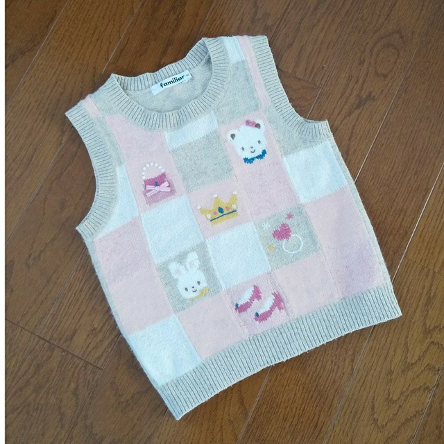 familiar(ファミリア)のfamiliar ベスト size90 キッズ/ベビー/マタニティのキッズ服女の子用(90cm~)(ニット)の商品写真