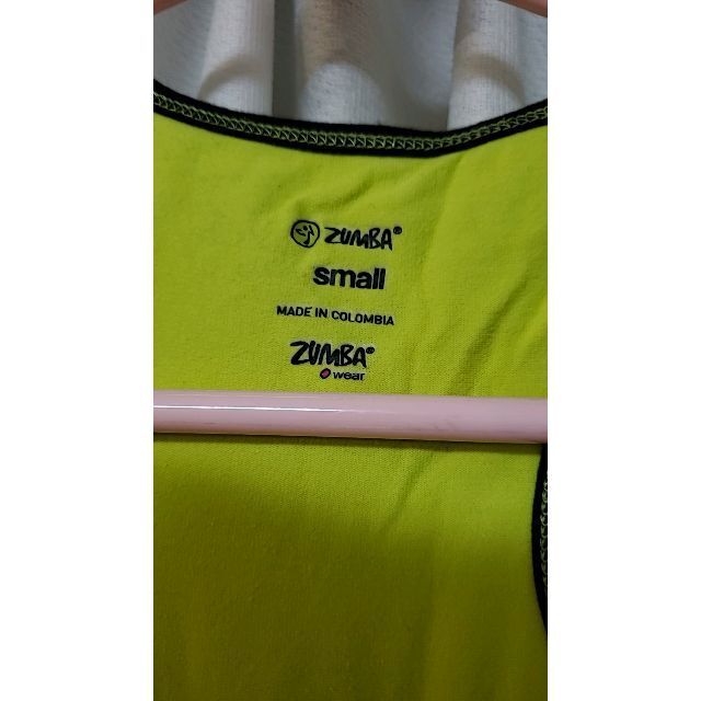 Zumba(ズンバ)のZUMBA　ズンバ　Tシャツ　タンク　ノースリーブ　Ｓサイズ　イエロー　黄色 レディースのトップス(タンクトップ)の商品写真