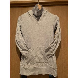 ユニクロ(UNIQLO)のユニクロ グレーパーカーとヒートテックボーダーの紺白ハイネック セット 140(Tシャツ/カットソー)