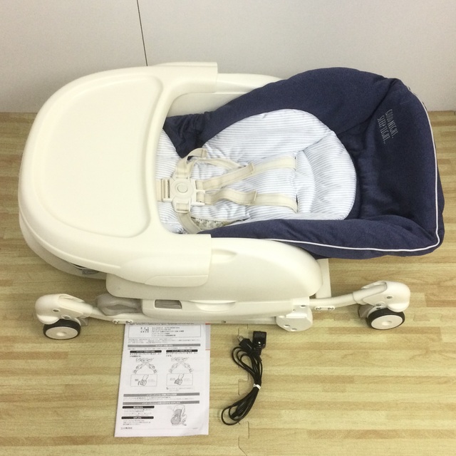 新製品情報も満載 Combi ネムリラ 4キャス AT オートスウィング ハイ