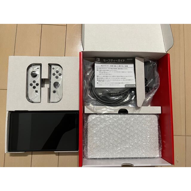 任天堂Switch本体有機EL JCホワイト