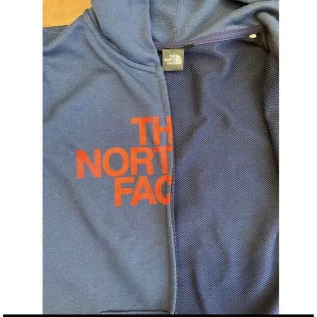 THE NORTH FACE(ザノースフェイス)の２点おまとめ THE NORTH FACE  パーカー 140cm キッズ/ベビー/マタニティのキッズ服男の子用(90cm~)(ジャケット/上着)の商品写真