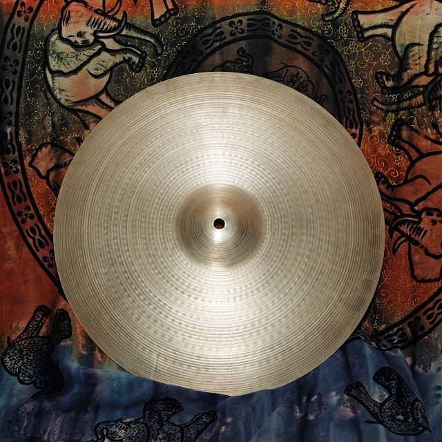 ビンテージ A Zildjian 16" 70年代 白抜 Thin Crash 楽器のドラム(スネア)の商品写真