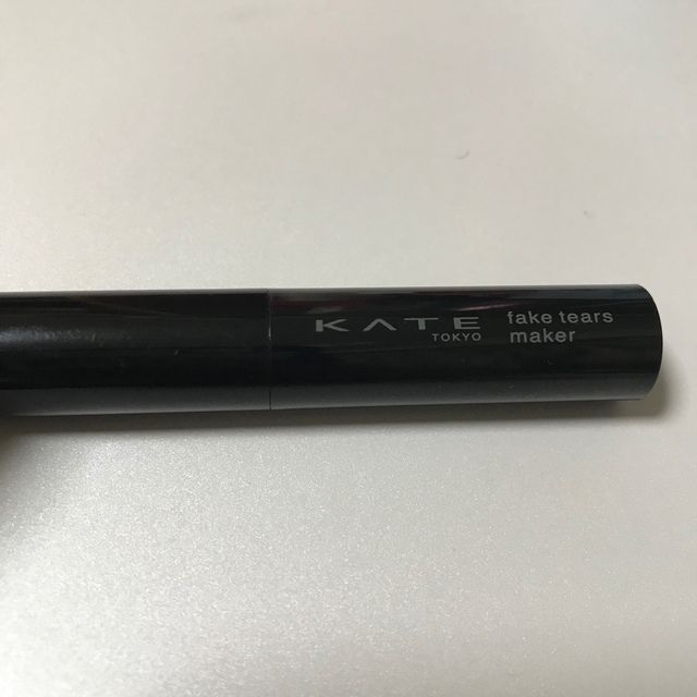 KATE ケイト フェイクティアーズメイカー 嘘泣きライナー コスメ/美容のベースメイク/化粧品(アイシャドウ)の商品写真