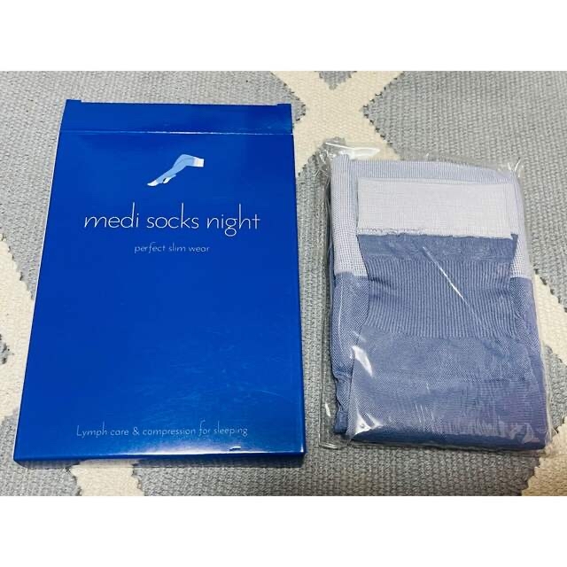 MediQttO(メディキュット)の新品　未使用　medi socks night Mサイズ　 レディースのレッグウェア(ソックス)の商品写真