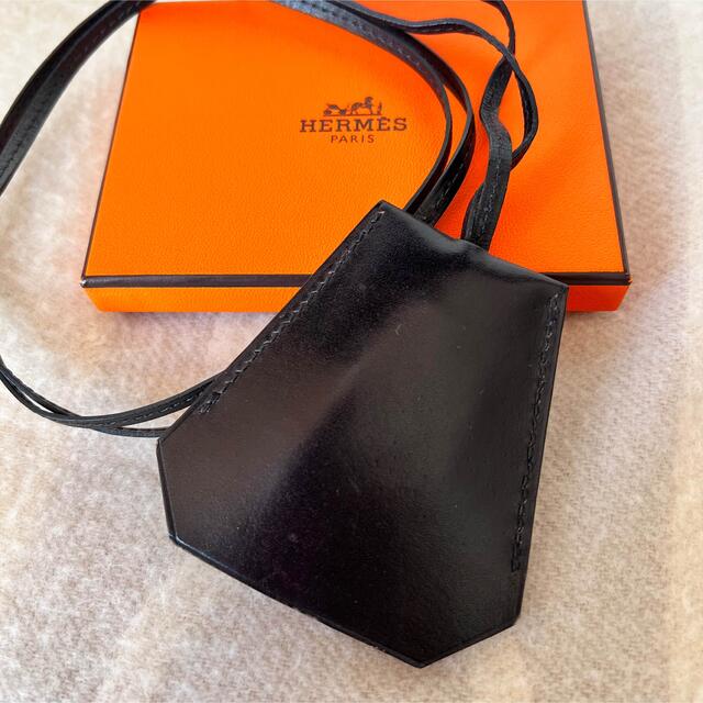 買い得な福袋」 Hermès エルメス クロシェット ネックレス キャメル