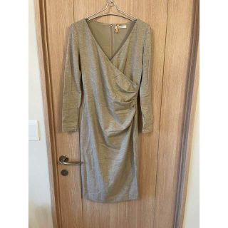 マックスマーラ(Max Mara)のMAXMARA 最高級白タグ　秋ワンピ　冬ワンピ　暖かい　上品　ドレス(ひざ丈ワンピース)