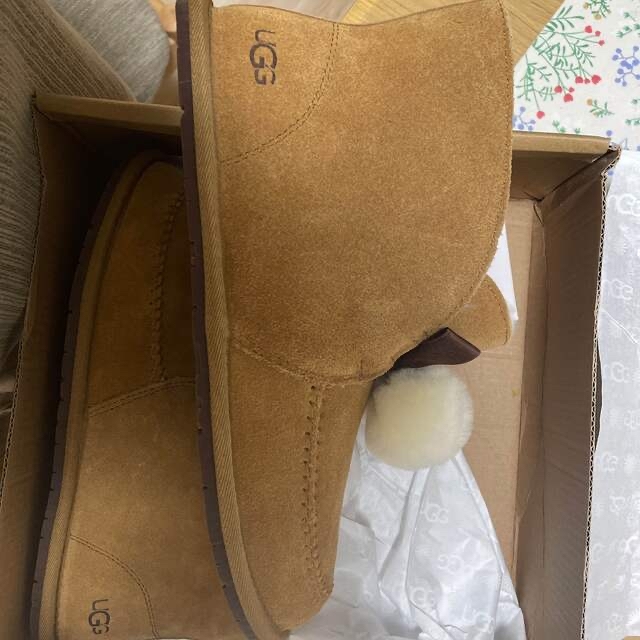 ugg 2