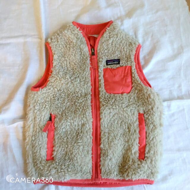 patagonia(パタゴニア)の４T パタゴニア　レトロX　ベスト　ボアベスト　ピンク キッズ/ベビー/マタニティのキッズ服女の子用(90cm~)(ジャケット/上着)の商品写真