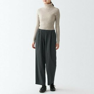 ムジルシリョウヒン(MUJI (無印良品))の≪新品≫ 無印良品 ヤク混タックパンツ／ONESIZE／チャコールグレー(カジュアルパンツ)