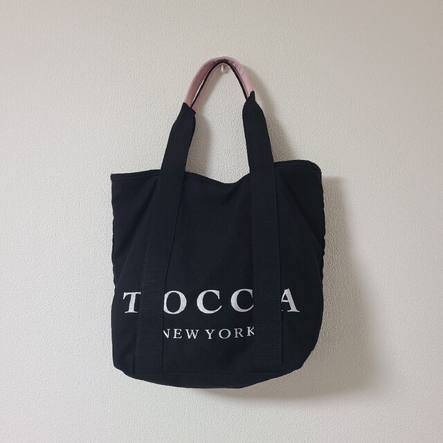 TOCCA(トッカ)の【ＷＥＢ限定】ＢＩＧ　ＴＯＣＣＡ　ＴＯＴＥ　Ｌ　トートバッグ　Ｌ レディースのバッグ(トートバッグ)の商品写真